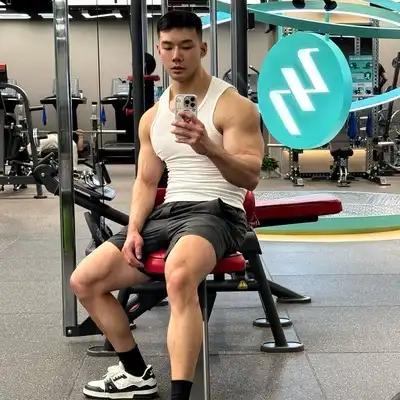 张磊